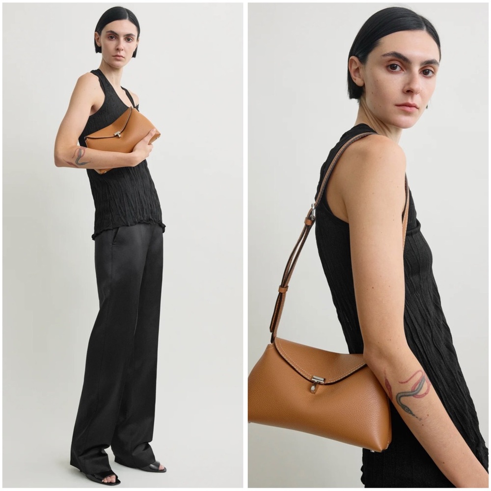 Authenticated new Toteme Tan T-Lock Clutch/shoulder bag